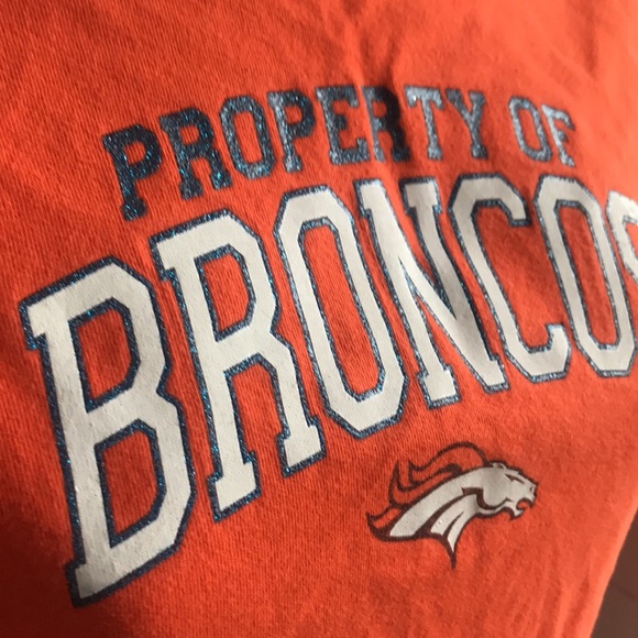 Denver Broncos orange long sleeves pull over t-shirt size S NFL glittery logo - Picture 6 of 12